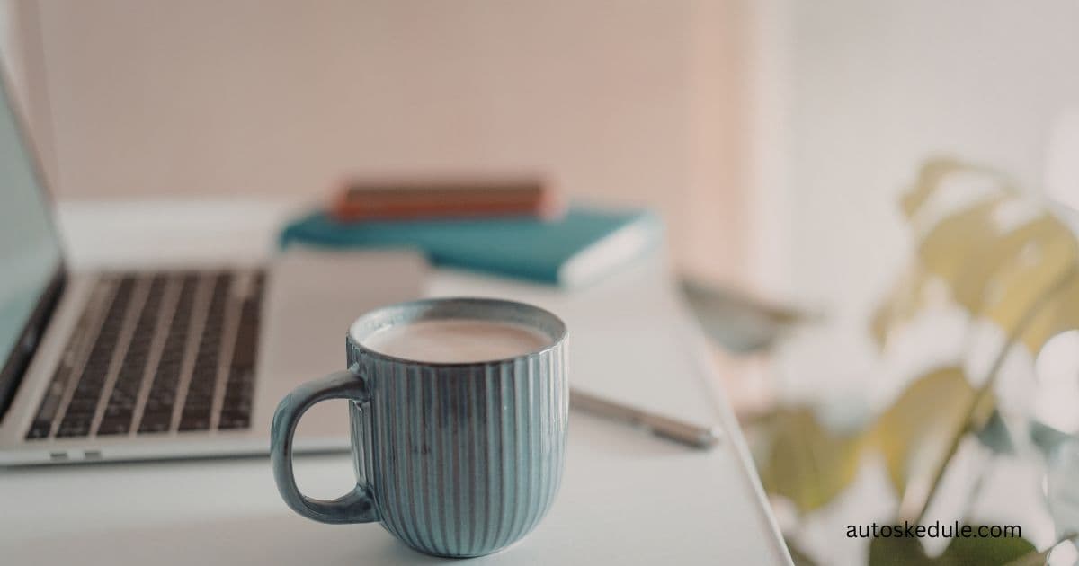 What to Schedule vs What to Post Live on Social Media